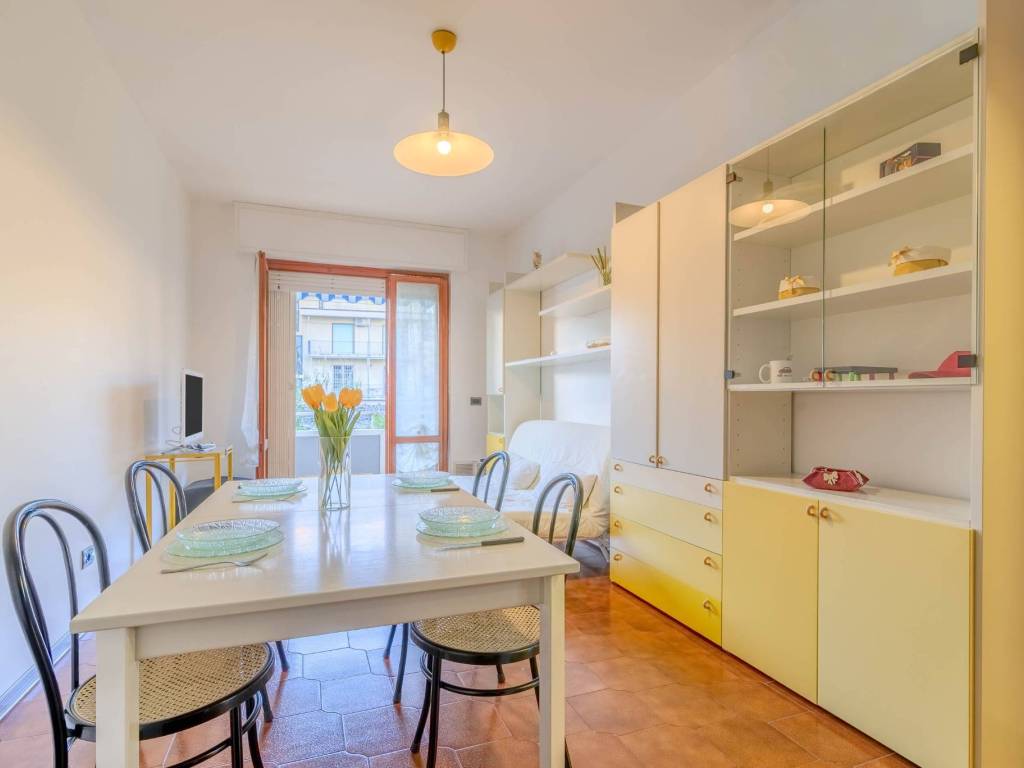 Appartamento a Ceriale in Lungomare Armando Diaz, 105 - Foto 4