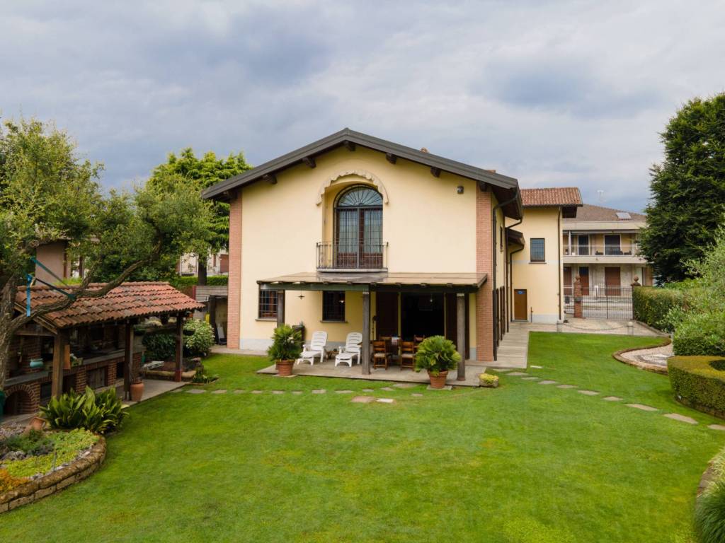 Villa a Robecchetto con induno in Via Umberto Primo, 122 - Foto 2