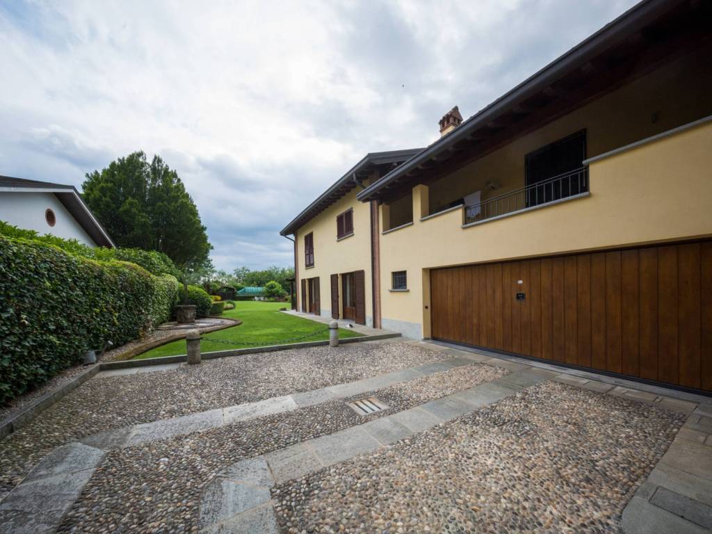 Villa a Robecchetto con induno in Via Umberto Primo, 122 - Foto 4