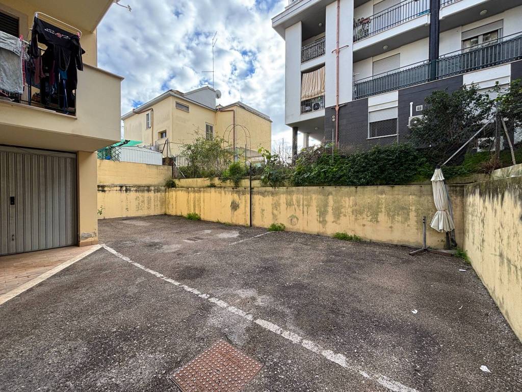 Appartamento a Latina in Via Appio Claudio Cieco - Foto 2