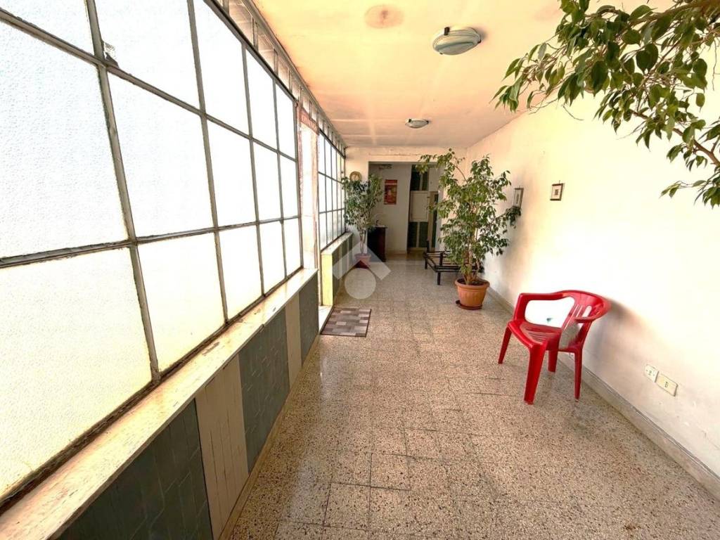 Appartamento a Portici in Via Bonaventura Zumbini, 12 - Foto 4