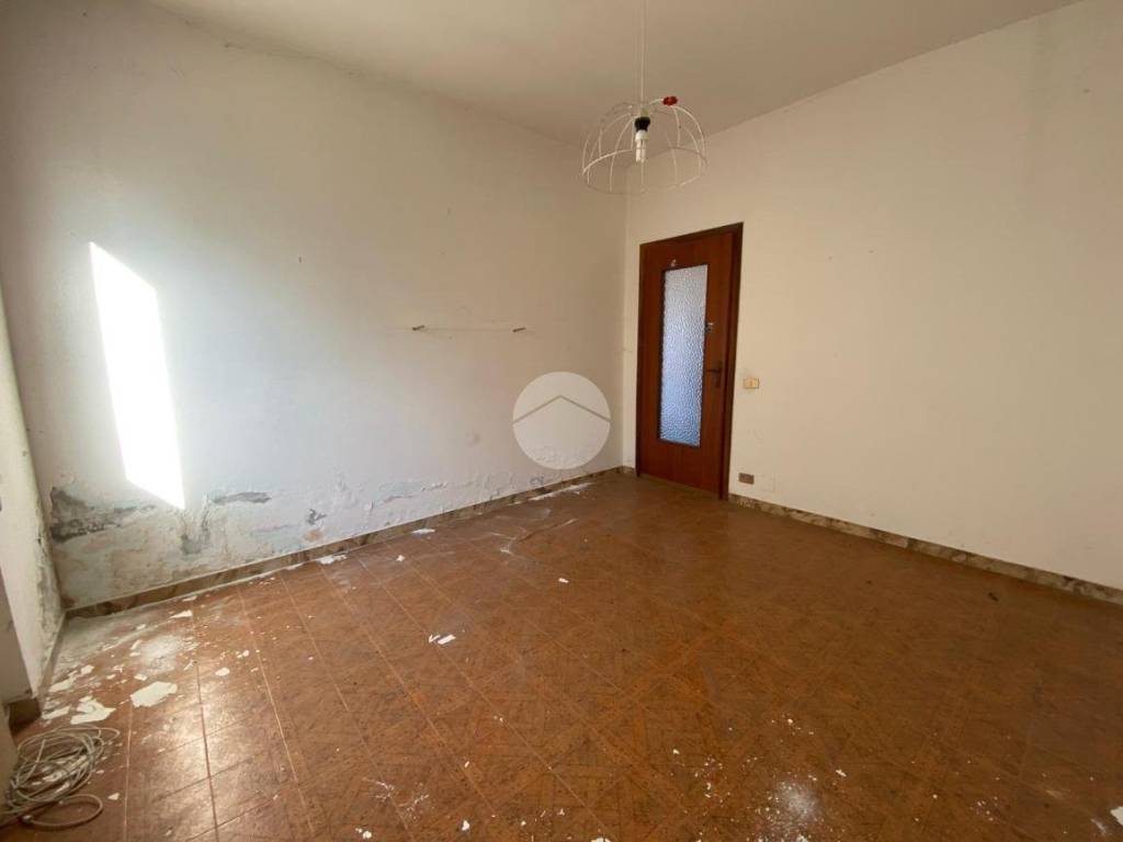 Villa a Lonato del garda in Via Barcuzzi, 15 - Foto 4