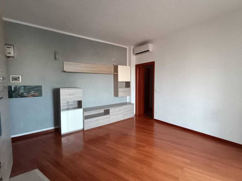 Appartamento a Livorno in Via Cestoni, 22 - Foto 4