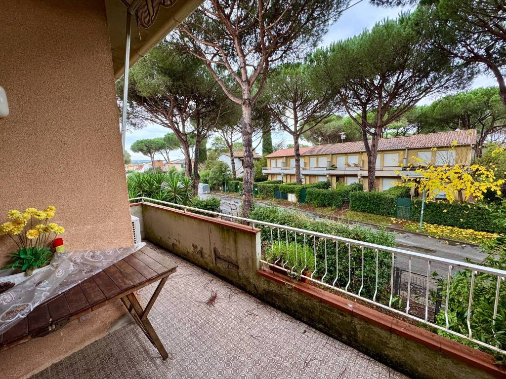 Appartamento a Castagneto carducci in Via Arno - Foto 2