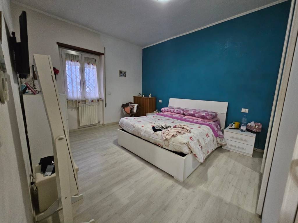 Villa a Aprilia in Via del Commercio - Foto 5