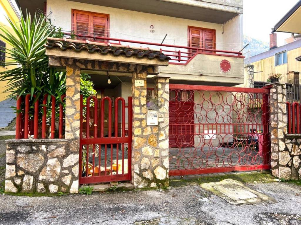 Casa indipendente a Serino in Via p.roberto, 87 - Foto 2