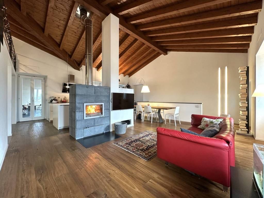 Attico / mansarda a Bergamo in Via Pietro Rovelli, 45 - Foto 2