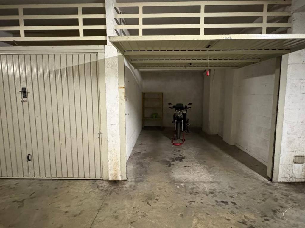 Box / garage a Albano laziale in Via Miramare - Foto 4