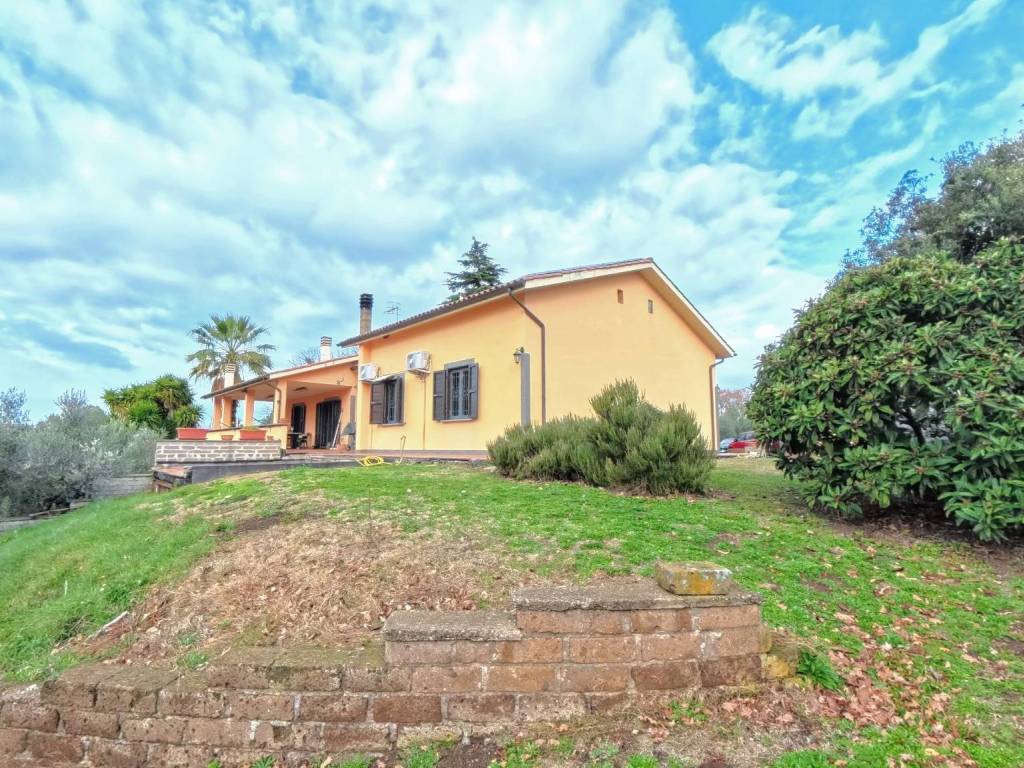 Villa a Viterbo in Strada Castellaccio - Foto 5