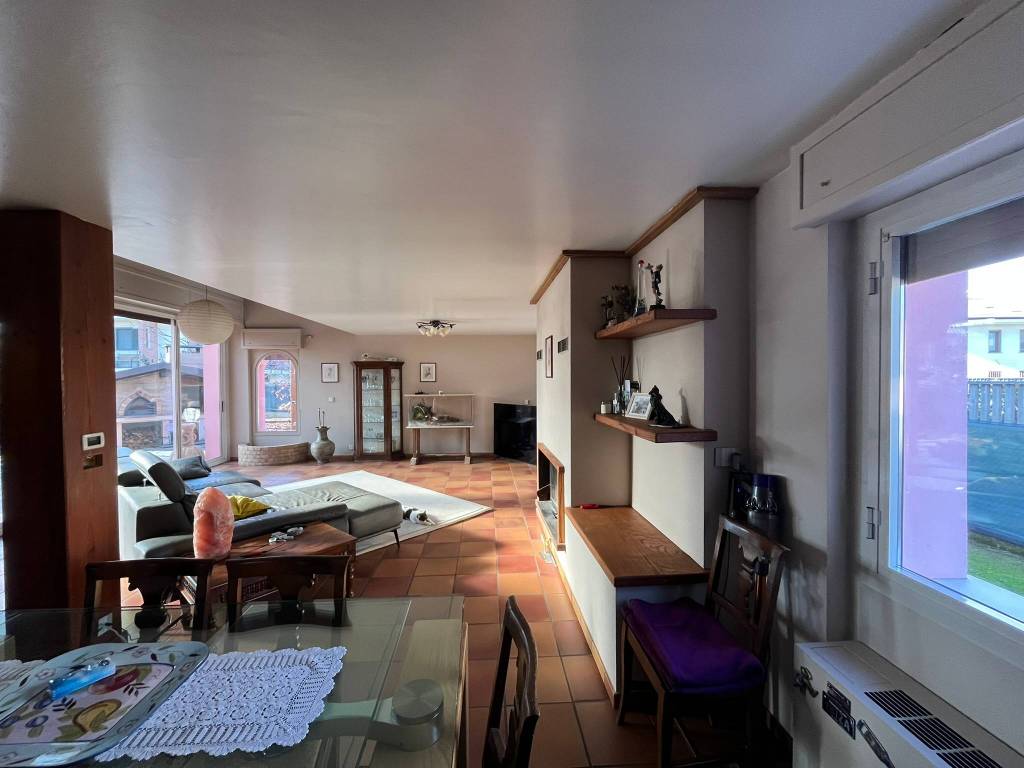Villa a Castellamonte in Via 25 Aprile, 46 - Foto 4