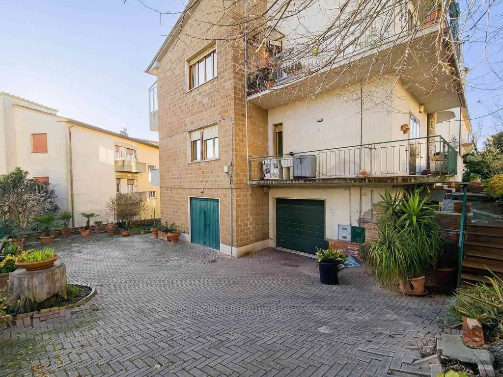 Appartamento a Siena in Via Taddeo di Bartolo, 6 - Foto 2