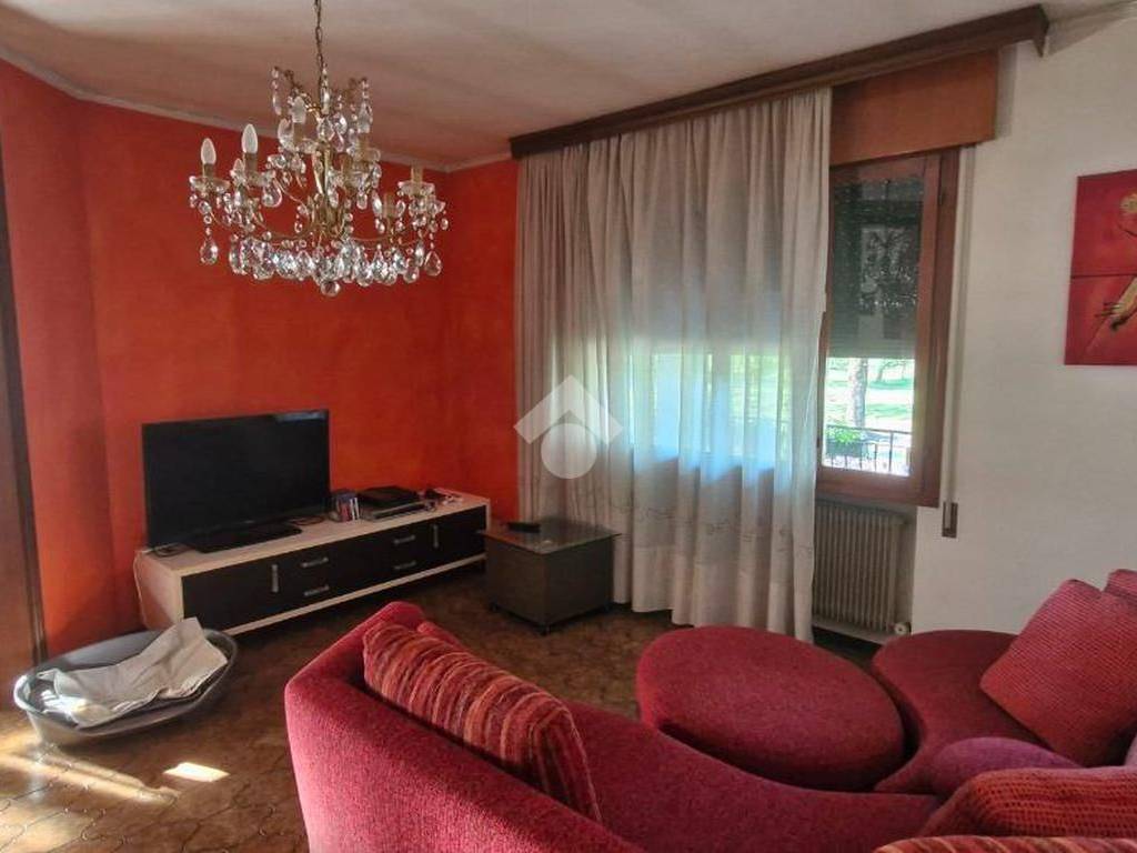 Casa indipendente a Godega di sant'urbano in Via Nazionale - Foto 4