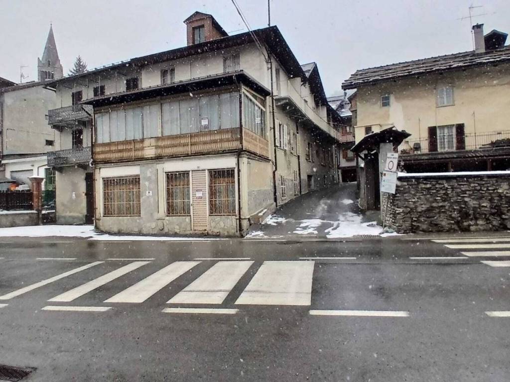 Rustico / casale a Cesana torinese in Via Alliaud , 11 - Foto 2