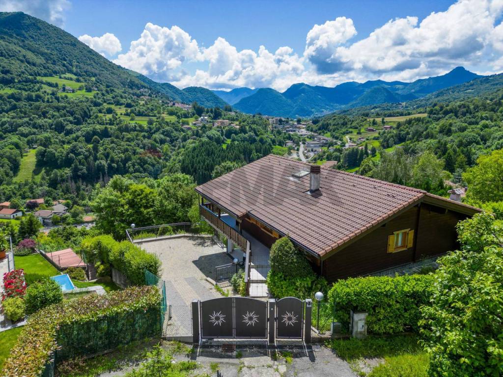 Villa a Alta valle intelvi in Via Rocco Lurago, 32 - Foto 2