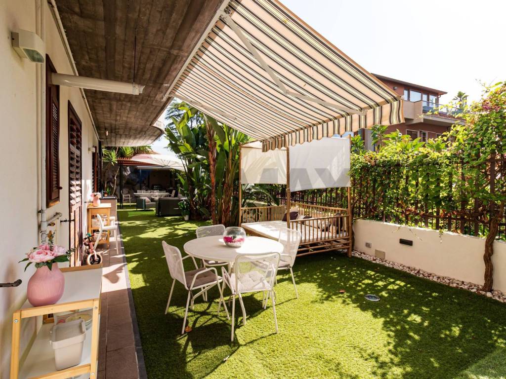 Casa indipendente a Aci castello in via mario rapisardi, 4 - Foto 3