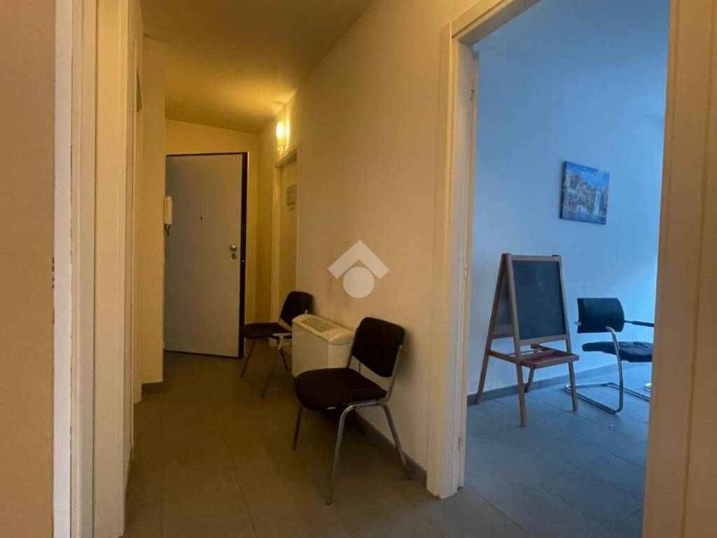 Immobile a Bologna in Via Giuseppe Giacosa, 3 - Foto 2