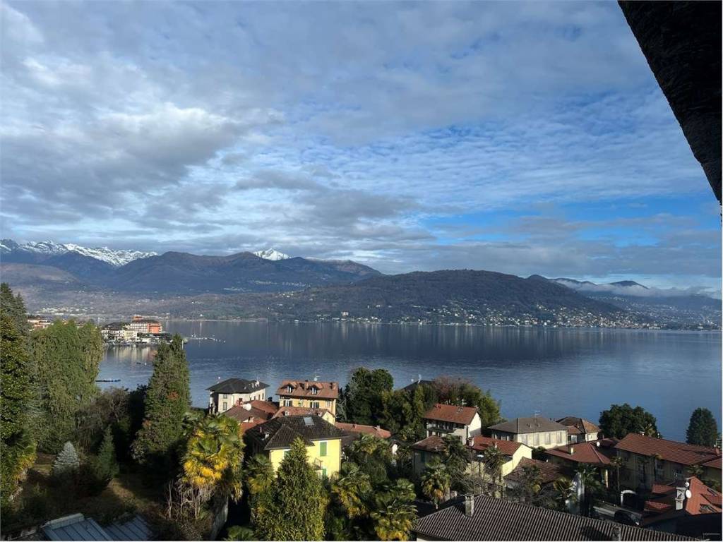 Appartamento a Baveno in Viale della Vittoria - Foto 4