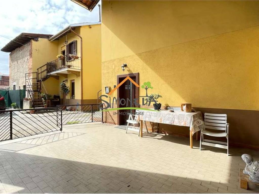 Casa indipendente a Bellinzago novarese - Foto 2