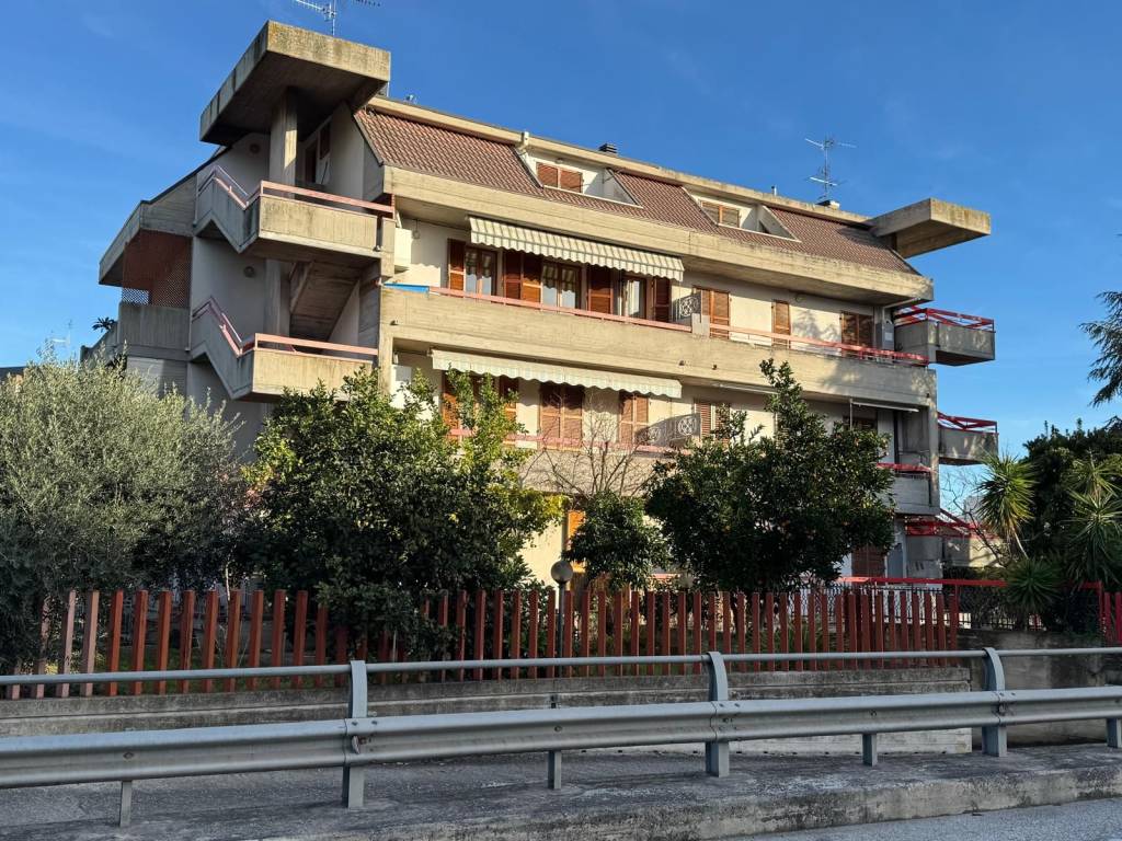 Appartamento a San benedetto del tronto in Via Ruggero Leoncavallo, 13 - Foto 5