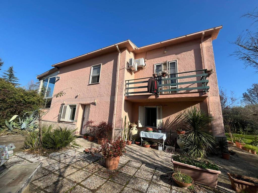 Villa a Ceprano in Via Guardaluna - Foto 4