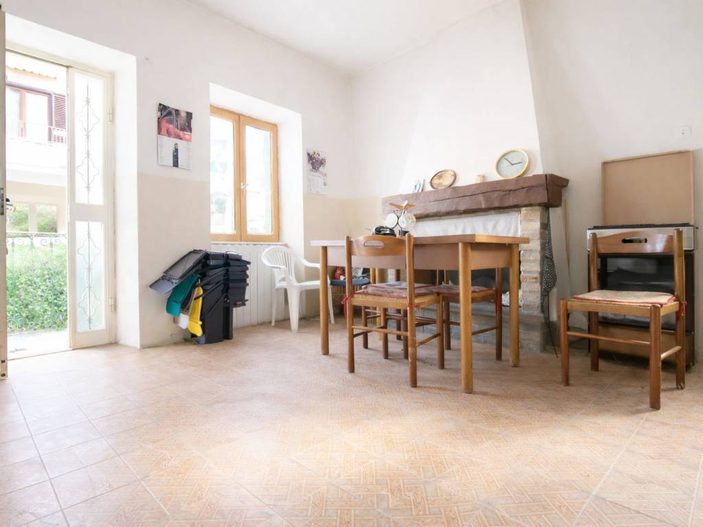 Appartamento a Montelibretti in Via della Croce - Foto 3