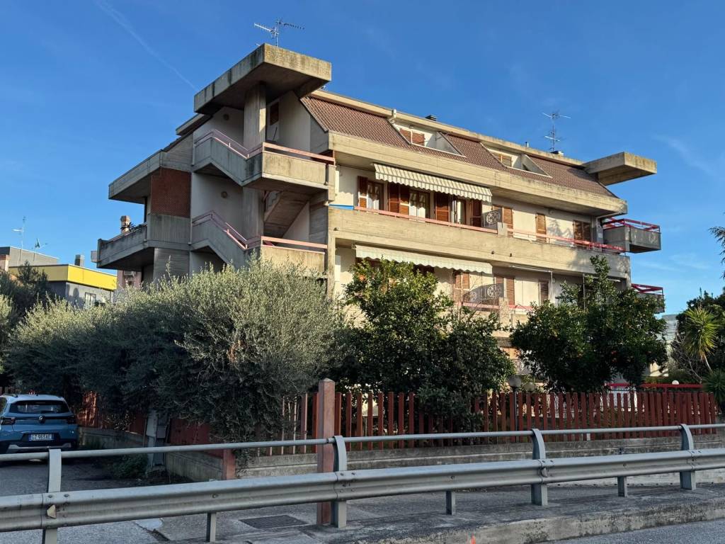Appartamento a San benedetto del tronto in Via Ruggero Leoncavallo, 13 - Foto 5