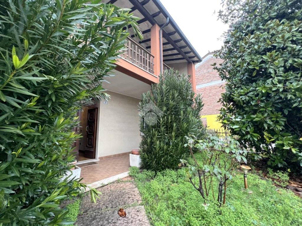 Villa a Acquanegra sul chiese in Strada Campagnola, 7 - Foto 3