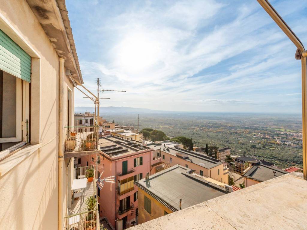 Appartamento a Tivoli in Via Francesco Bulgarini - Foto 2