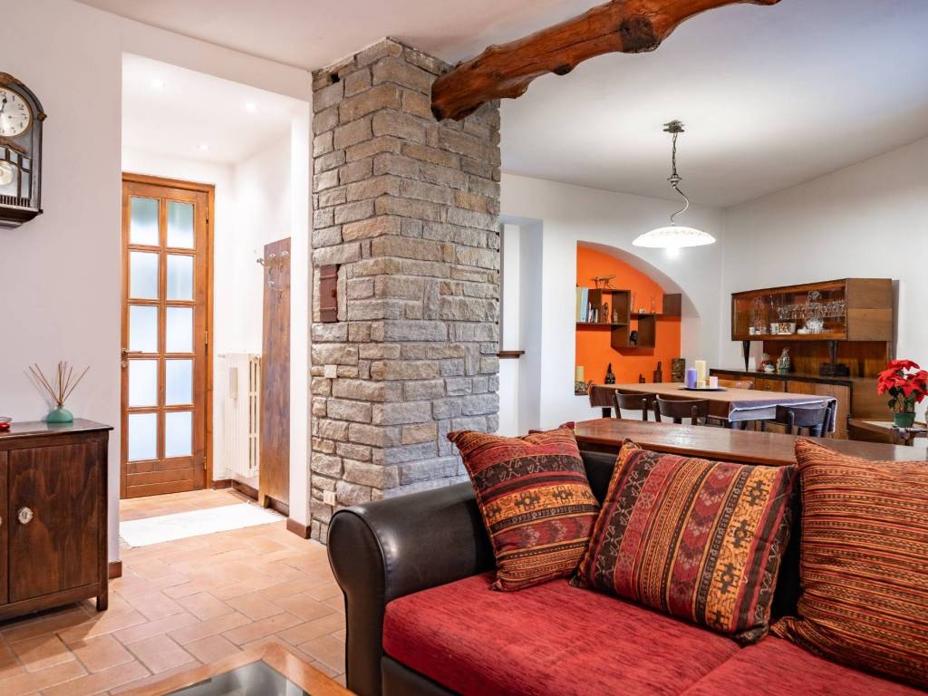 Casa indipendente a Lecco in Via Gioacchino Rossini, 7 - Foto 3