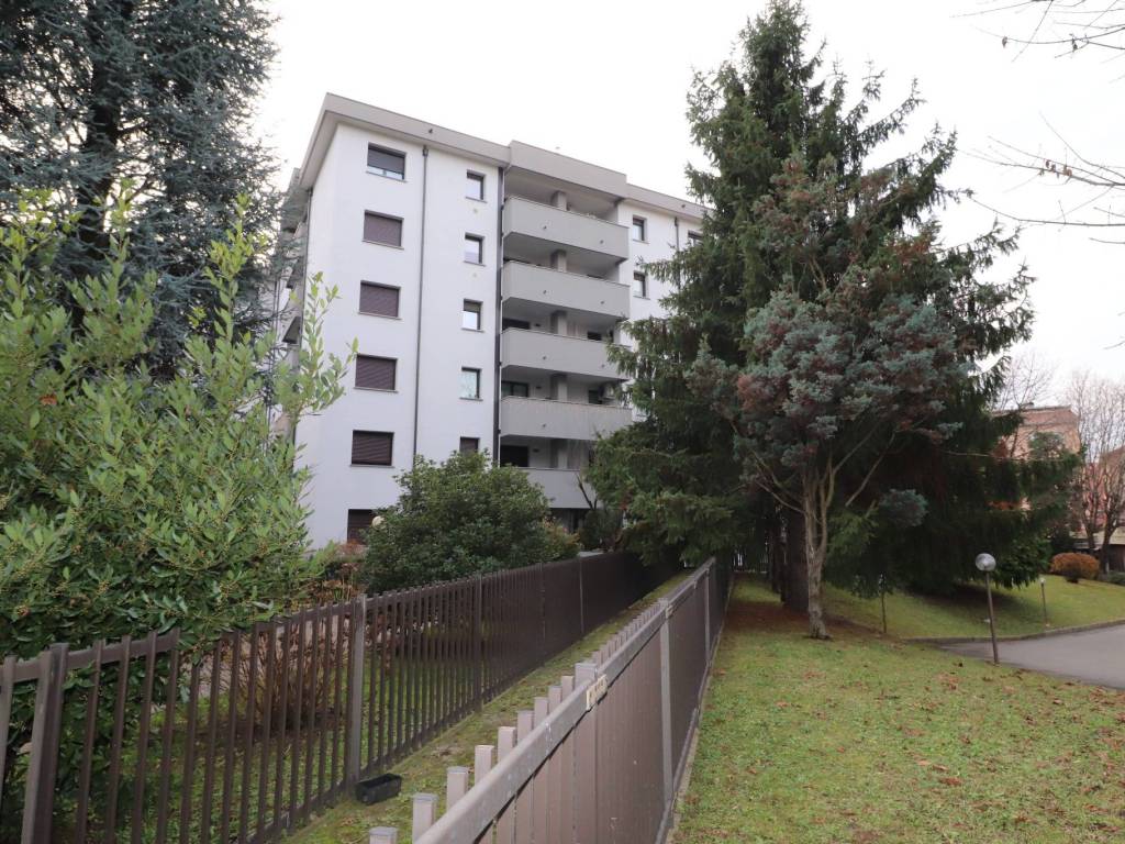 Appartamento a Saronno in Via Leonardo da Vinci - Foto 3