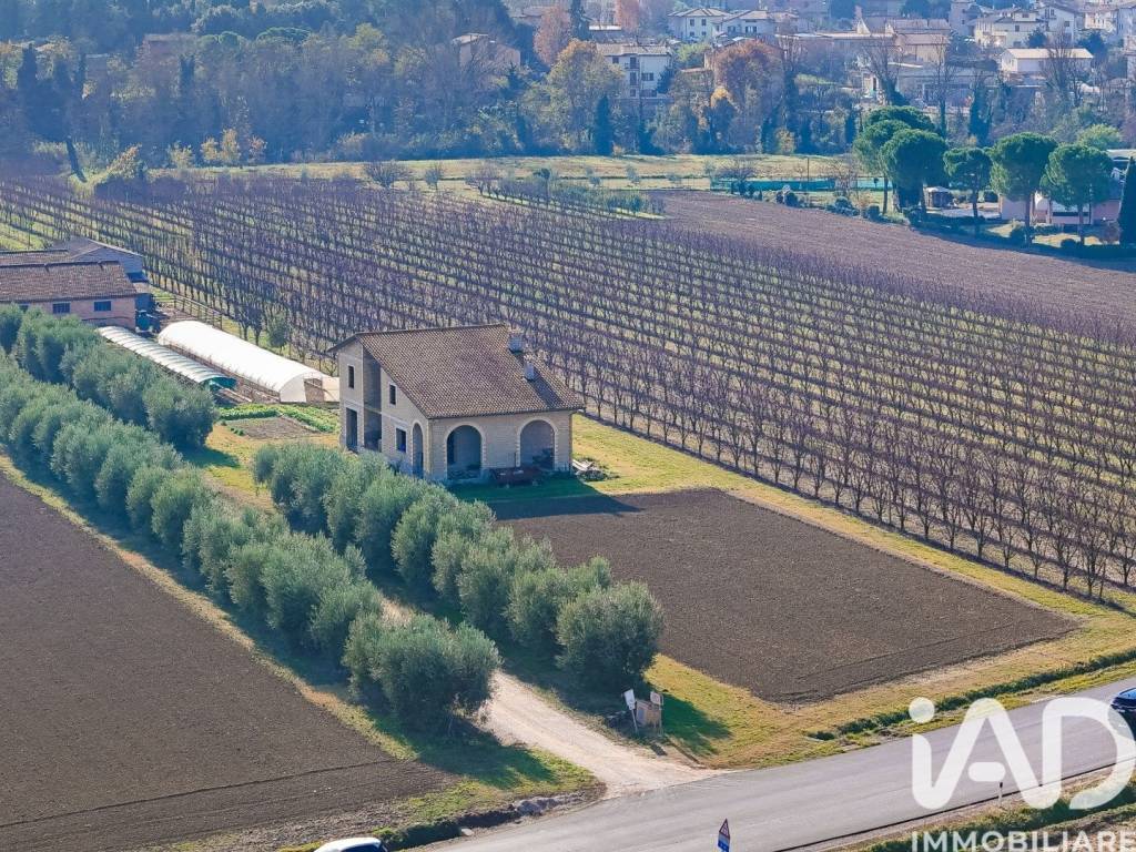 Villa a Bettona in Via Assisi - Foto 2