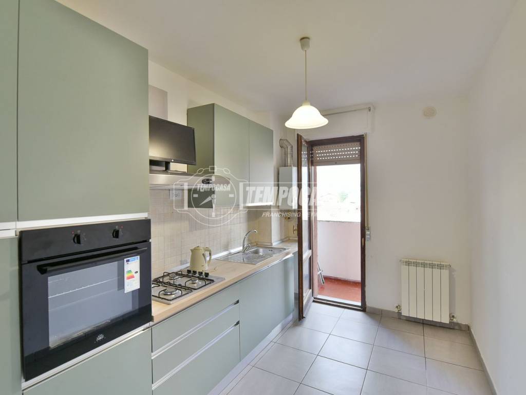 Appartamento a Erba in Via Lecco - Foto 2