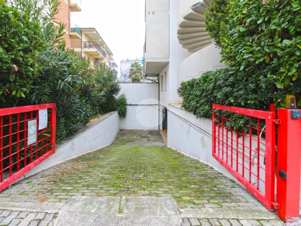 Box / garage a San benedetto del tronto in Via Giannina Milli, 23 - Foto 3
