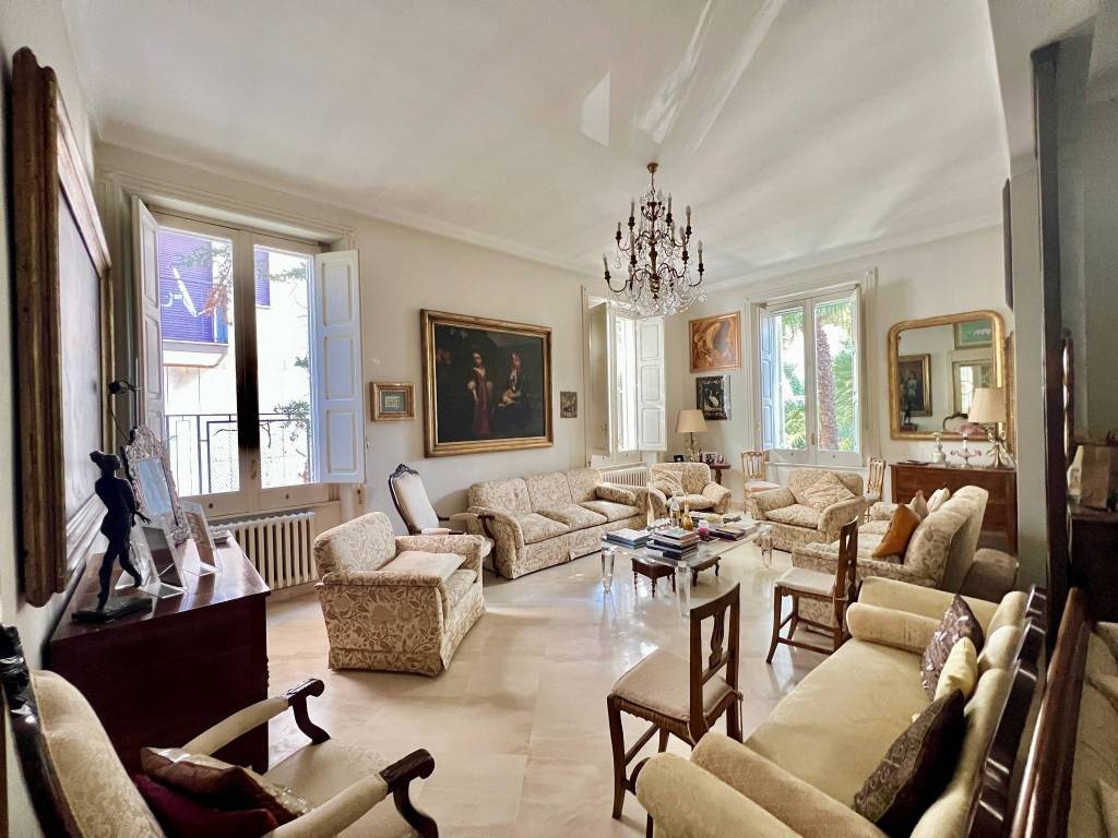 Villa a Lecce in Via Matteo Tafuro, 3 - Foto 4