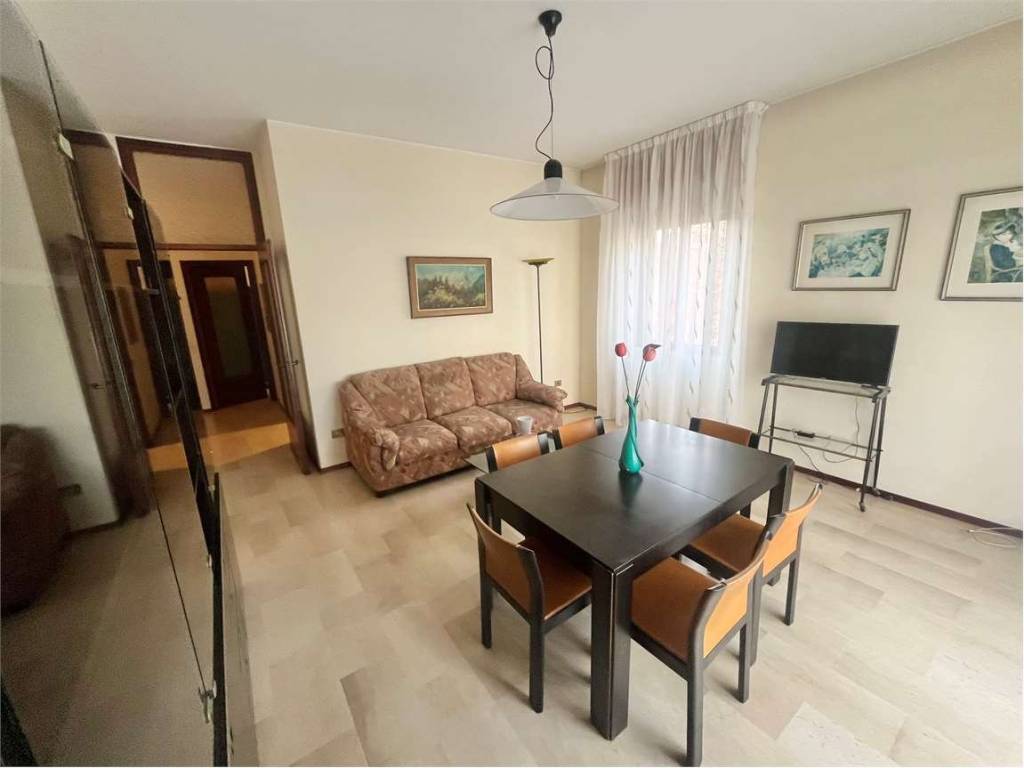 Appartamento a Barzanò in via XX Settembre - Foto 2