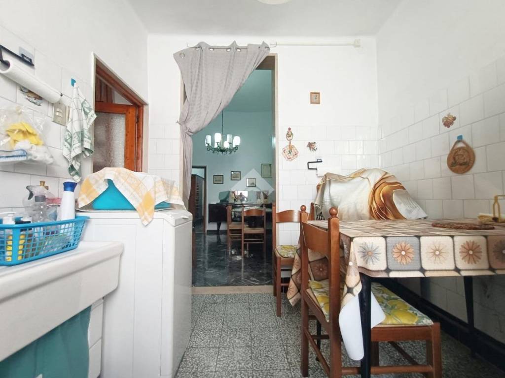 Casa indipendente a Mola di bari in VIA LECCE, 84 - Foto 3