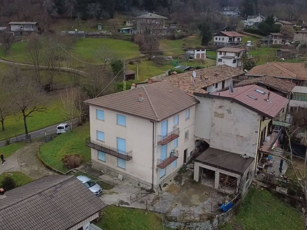 Appartamento a Albino in Via Gavazzuolo, 6 - Foto 2