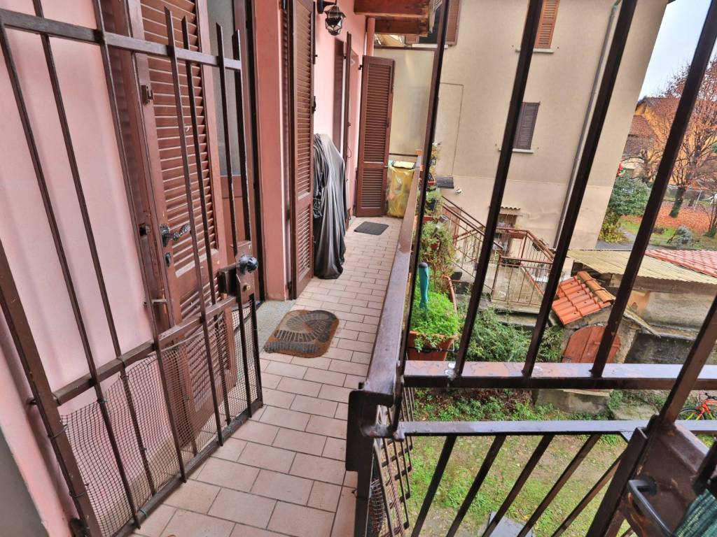 Appartamento a Lurate caccivio in Via Camillo Benso di Cavour, 13 - Foto 3