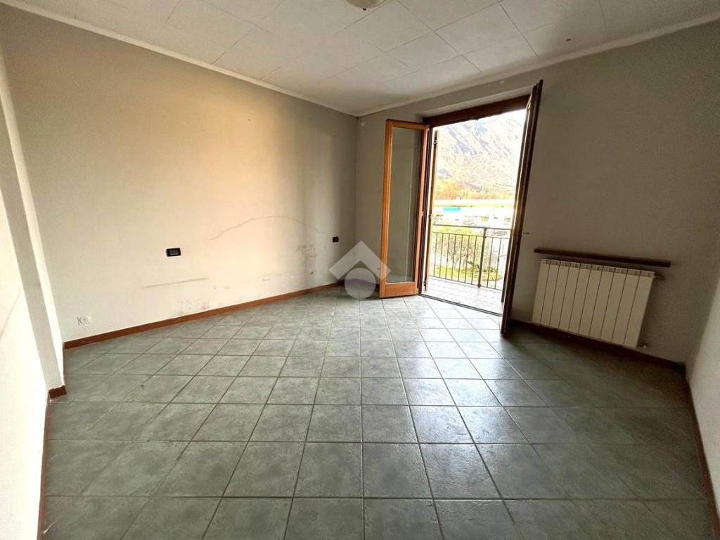 Appartamento a Costa volpino in Via Cesare Battisti, 8 - Foto 5