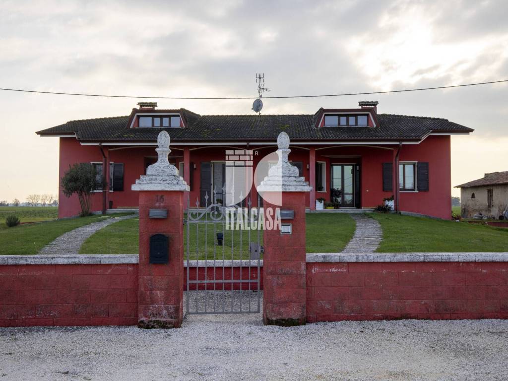 Villa a Marcaria in Strada Senga - Foto 2