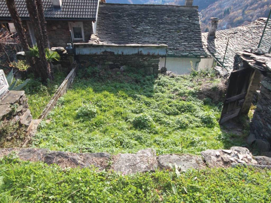 Casa indipendente a Valle cannobina in Via Vittorio Emanuele III - Spoccia - Foto 4