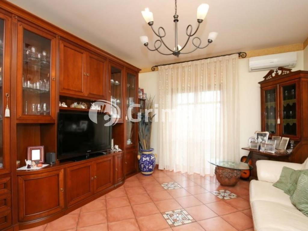 Appartamento a Montecorvino pugliano in Viale Giuseppe Verdi, 33 - Foto 2