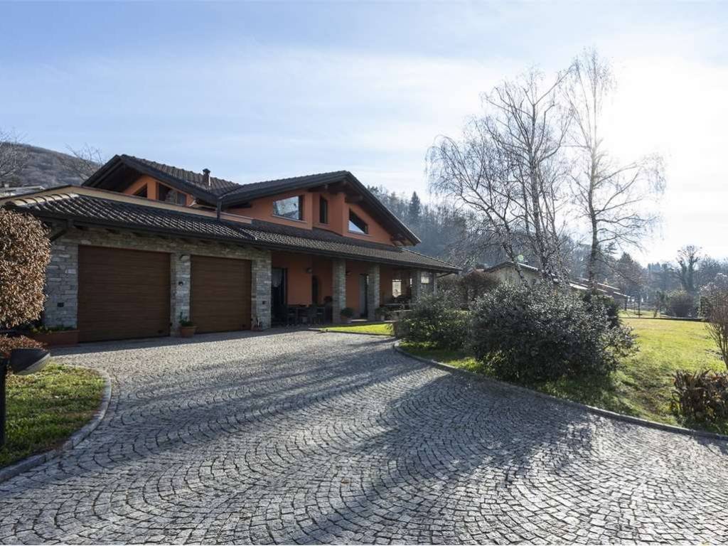 Villa a Cocquio-trevisago in Contrada San Bernardo, 17 - Foto 2