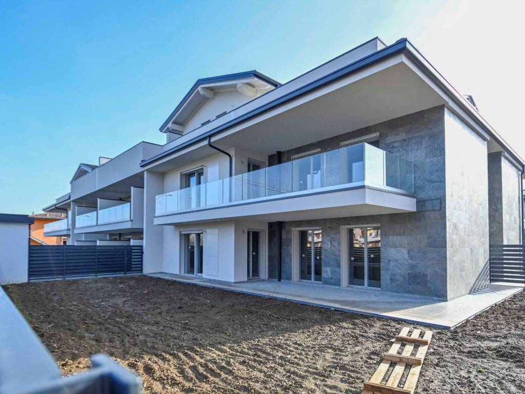 Appartamento a Calusco d'adda in Via Carlo Alberto Dalla Chiesa, 241 - Foto 5