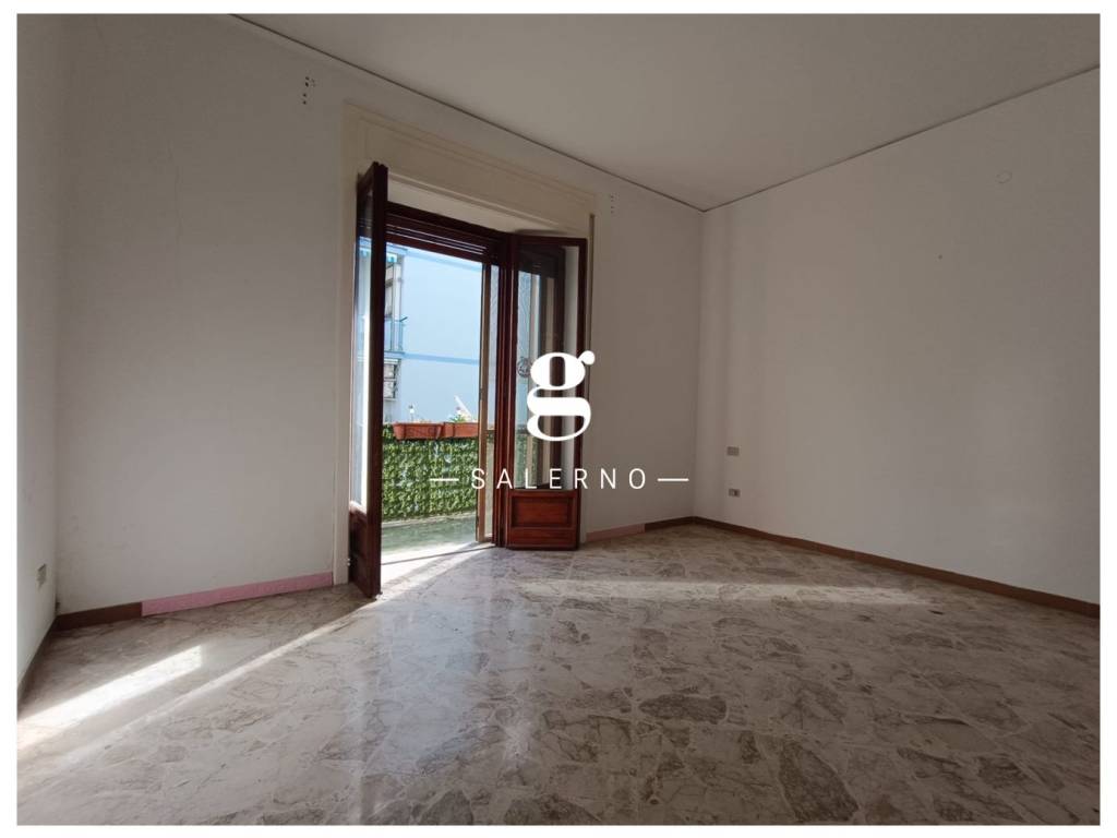 Appartamento a Salerno in Via Rocco Galdieri - Foto 3
