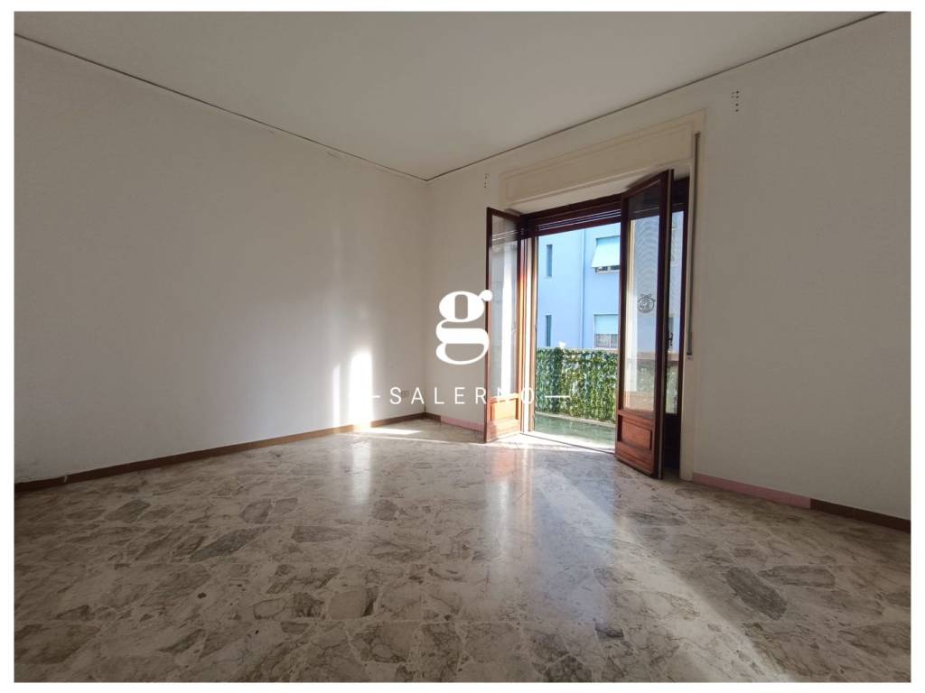 Appartamento a Salerno in Via Rocco Galdieri - Foto 4