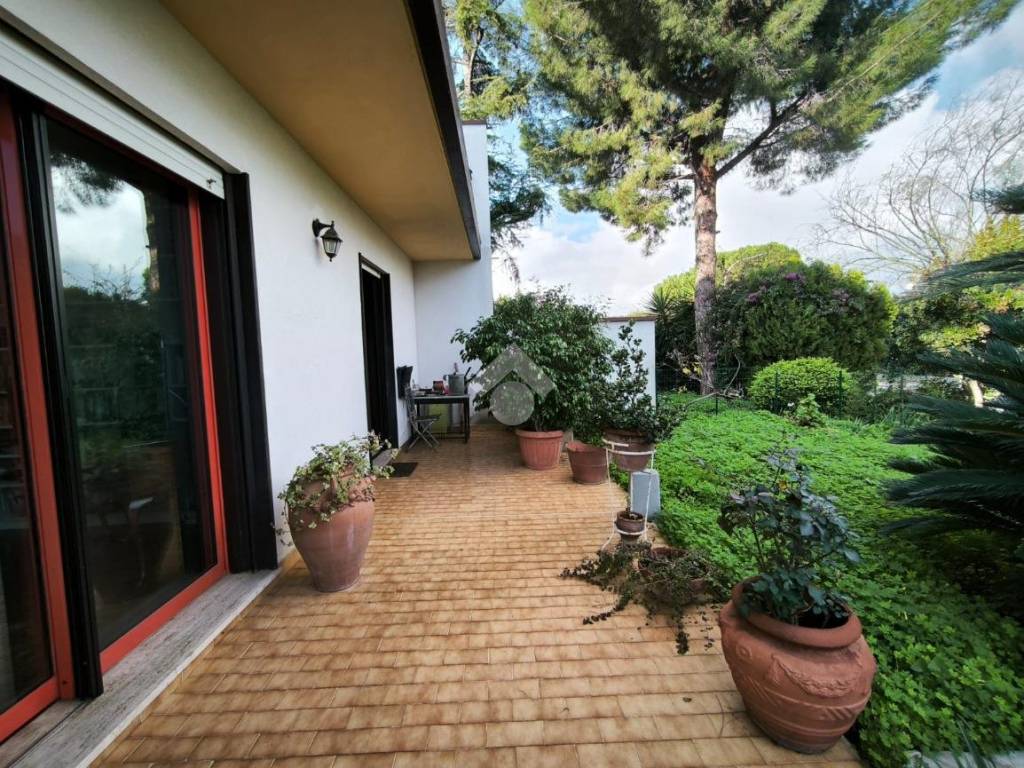 Appartamento a Noicattaro in Viale delle Quercie - Foto 2