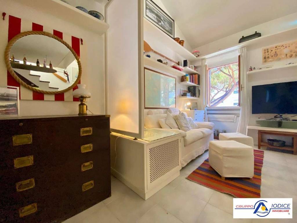 Loft / open space a San felice circeo in Piazza Giuseppe Mazzini, 44 - Foto 2