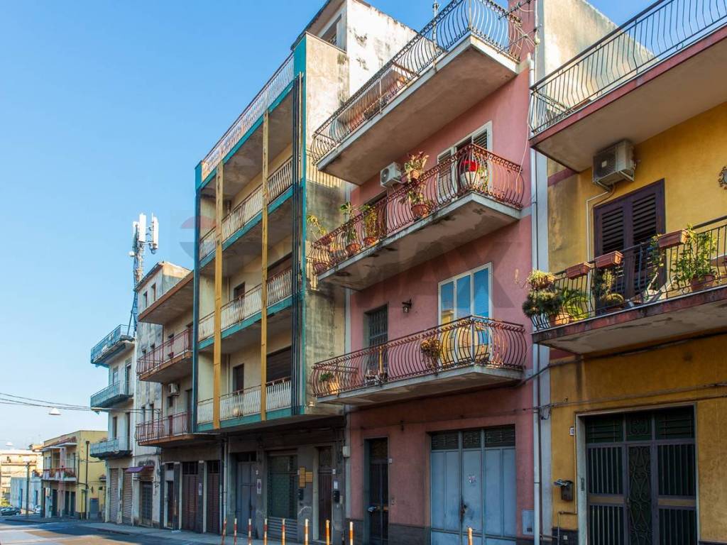 Appartamento a Giarre in Via Luigi Orlando, 126 - Foto 2