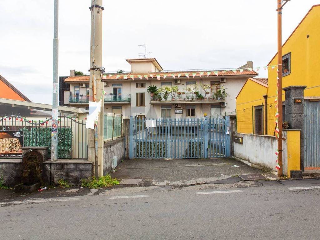 Appartamento a Acireale in Via Provinciale per Riposto, 186 - Foto 3